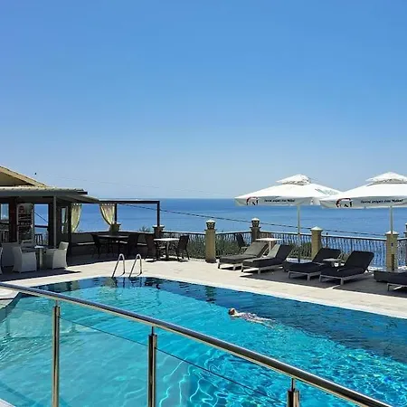 Locanda Barbati Luxury Aparthotel 2*