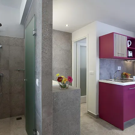Aparthotel Locanda Barbati Luxury Aparthotel 2*