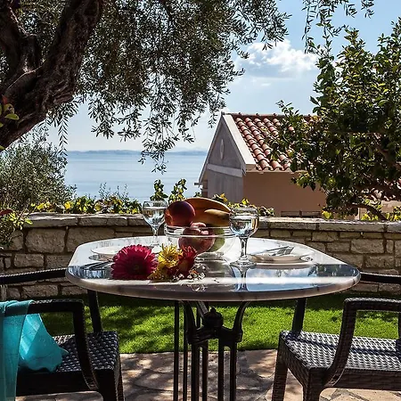 Aparthotel Locanda Barbati Luxury Aparthotel 4*