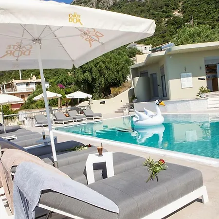 Luxury Aparthotel 4*