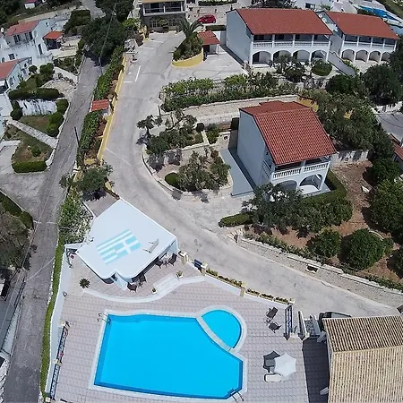 Locanda Barbati Luxury Aparthotel 2* Barbati