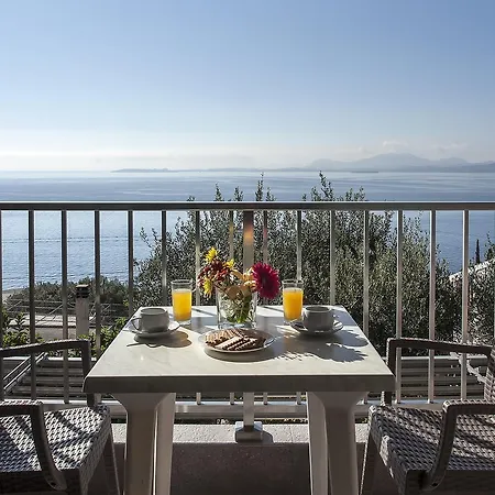 Luxury Apartmanhotel