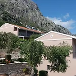 Luxury شقة فندقية