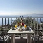 Luxury Apartahotel