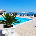 Luxury Apartahotel